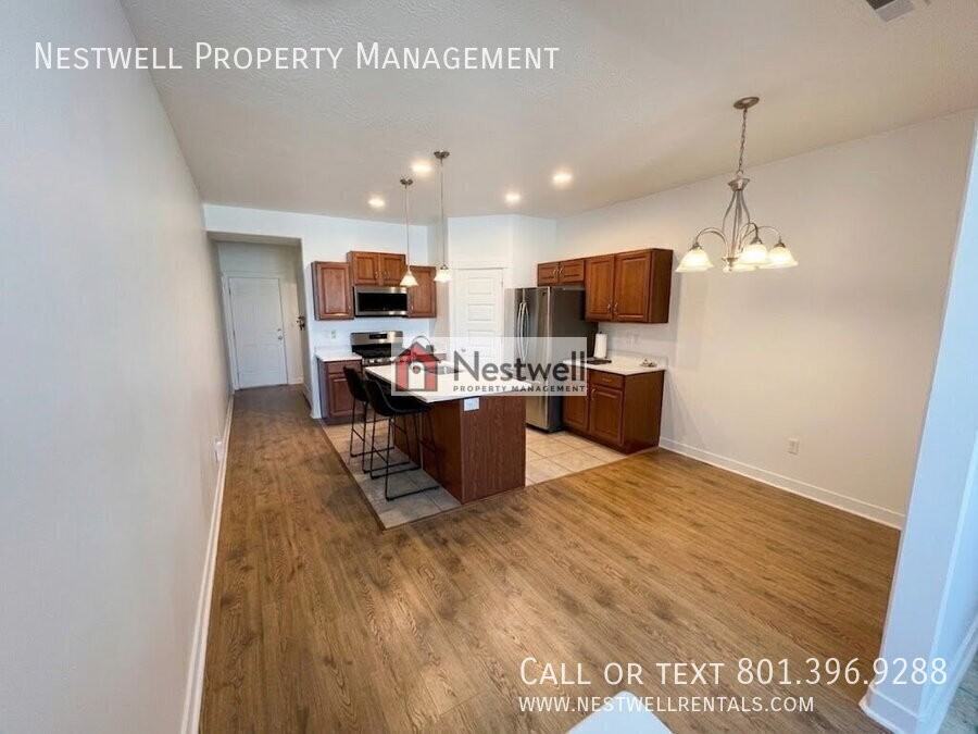 5434 W Fairgrove Ln - Photo 2 of 16