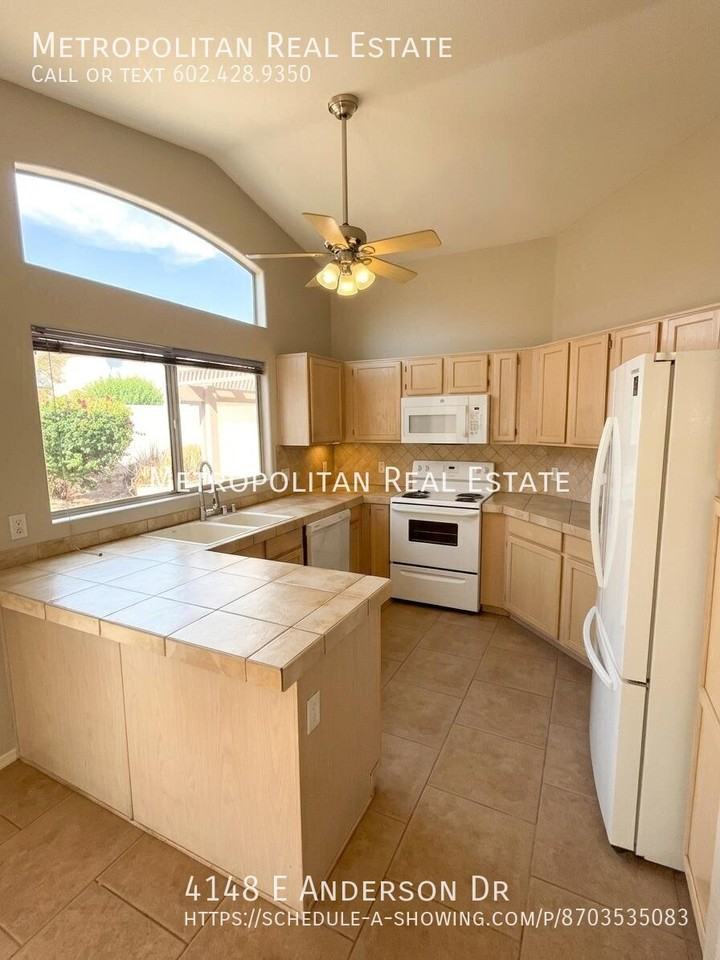 4148 E Anderson Dr - Photo 7 of 22