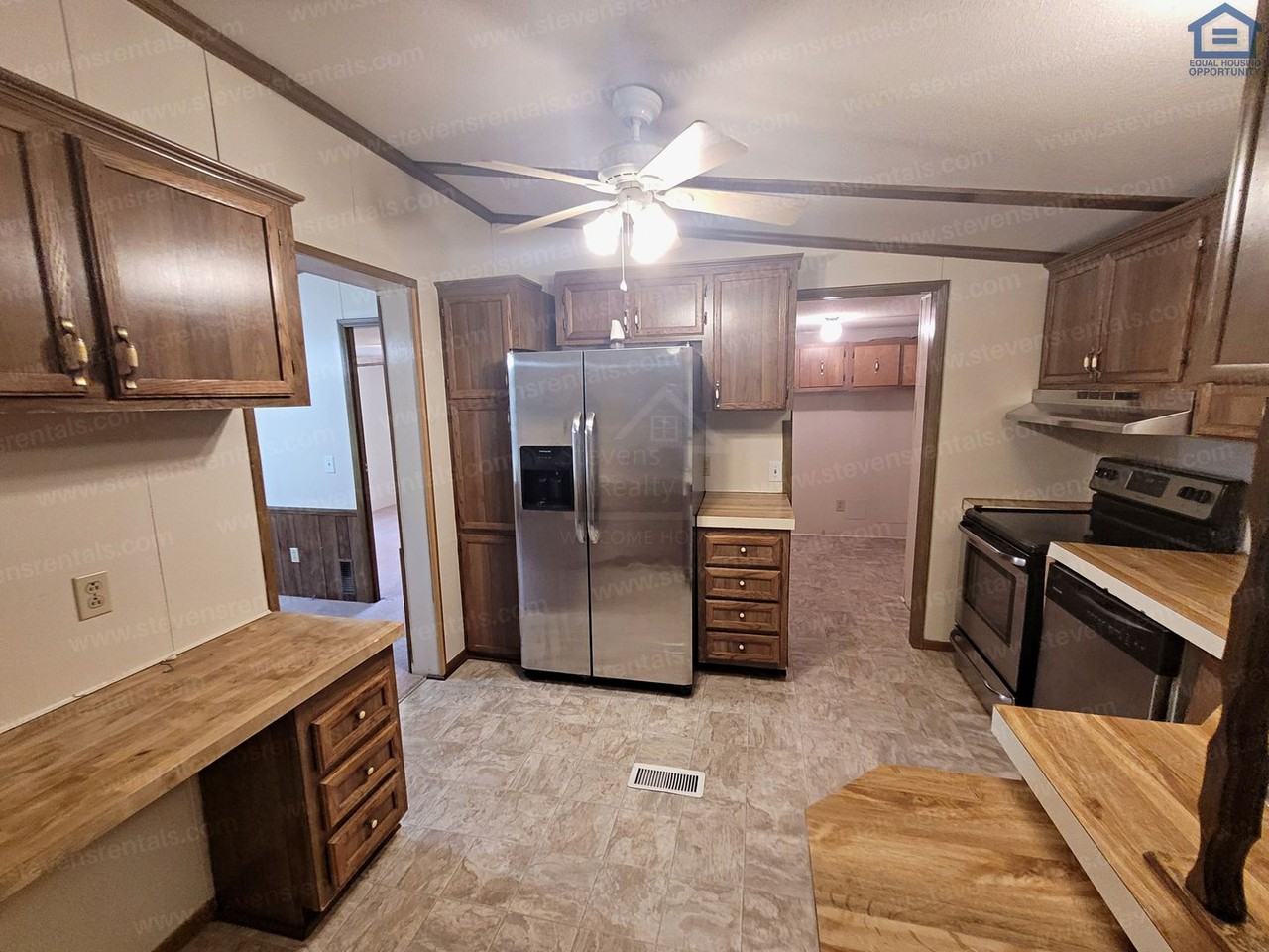 2205 Elmore Town Rd - Photo 4 of 15
