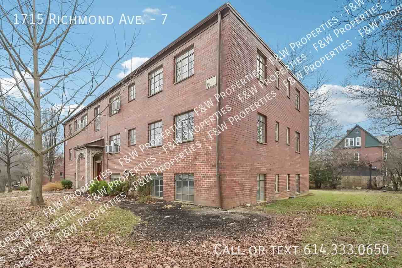 1715 Richmond Ave #7 - Photo 3 of 50