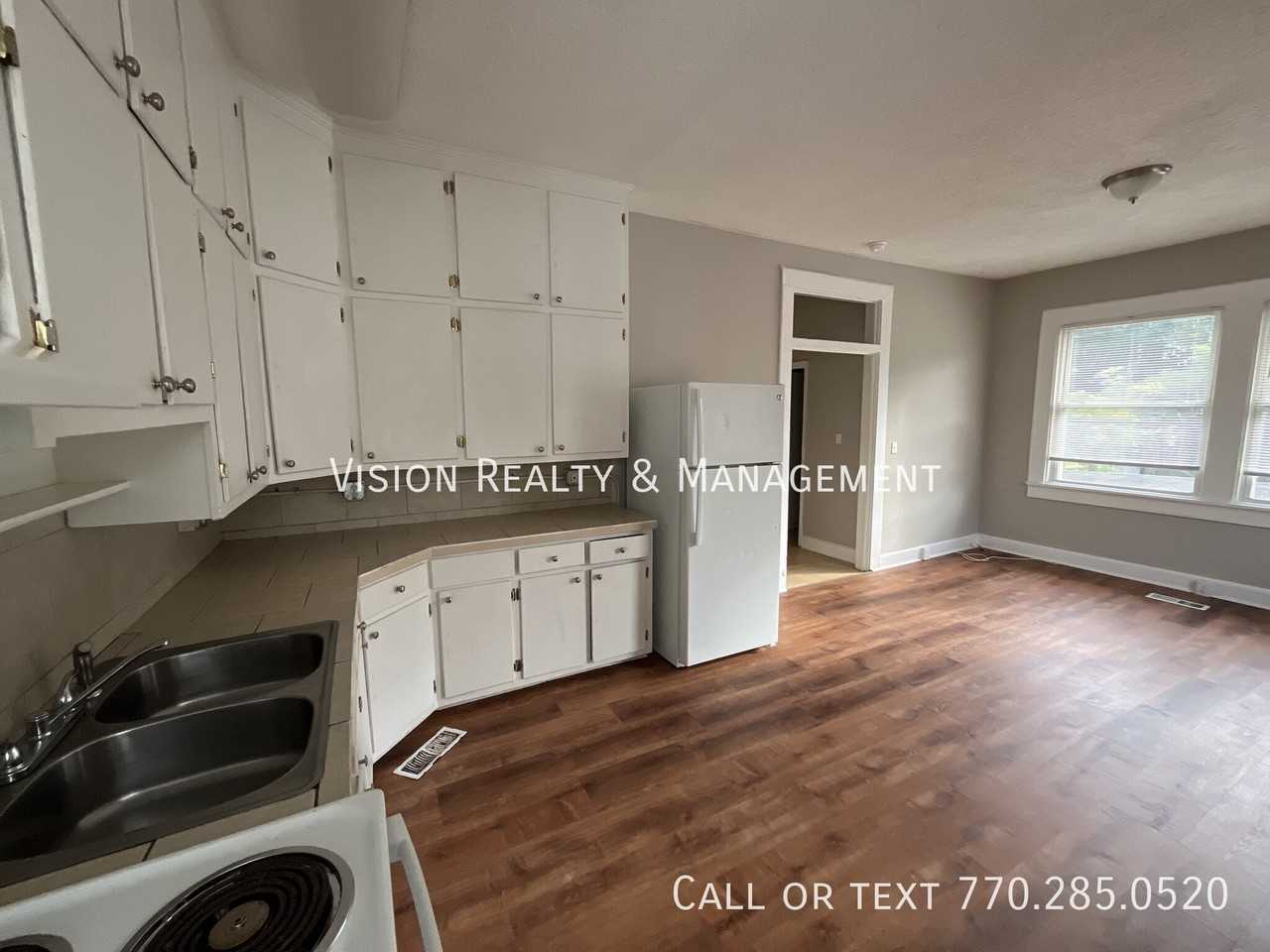 214 Hamilton Ave #F - Photo 3 of 22