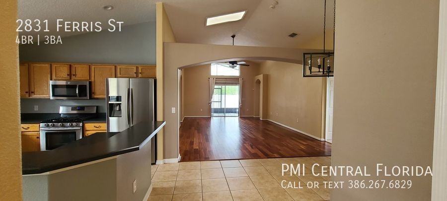 2831 Ferris St - Photo 6 of 50
