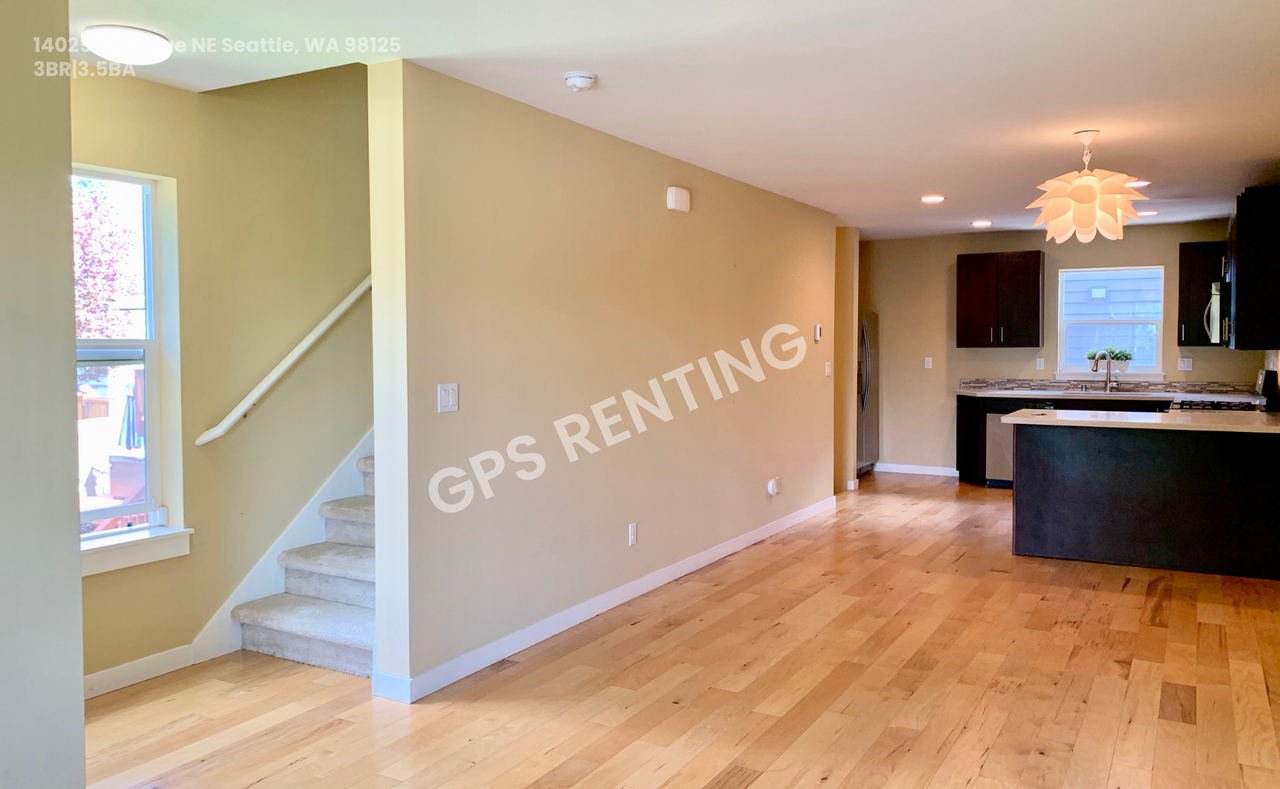 14025 35th Ave Ne - Photo 5 of 17