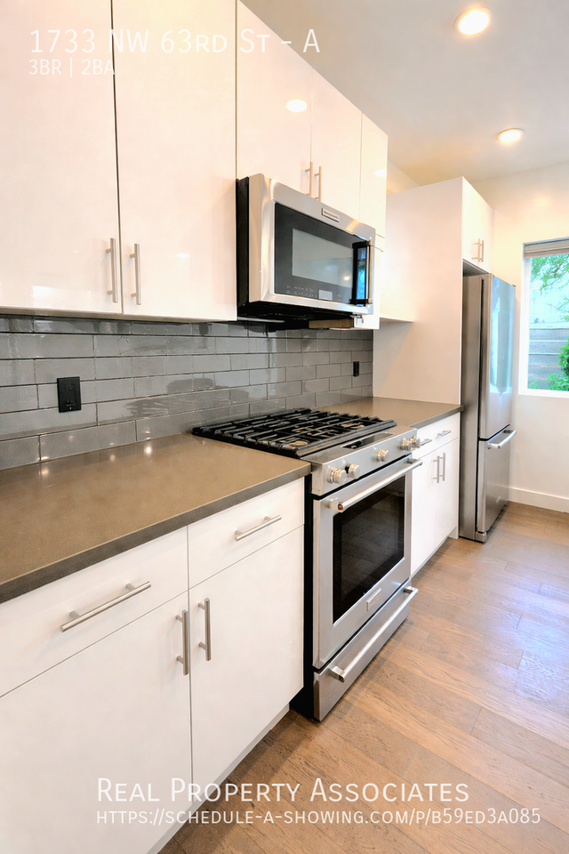 1733 Nw 63rd St #A - Photo 4 of 16
