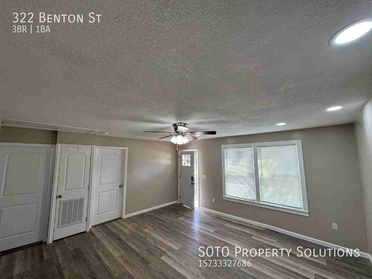 322 Benton St - Photo 5 of 11
