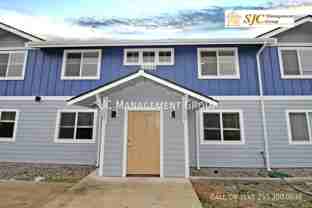 15018 Elm St E #D - Photo 1 of 1