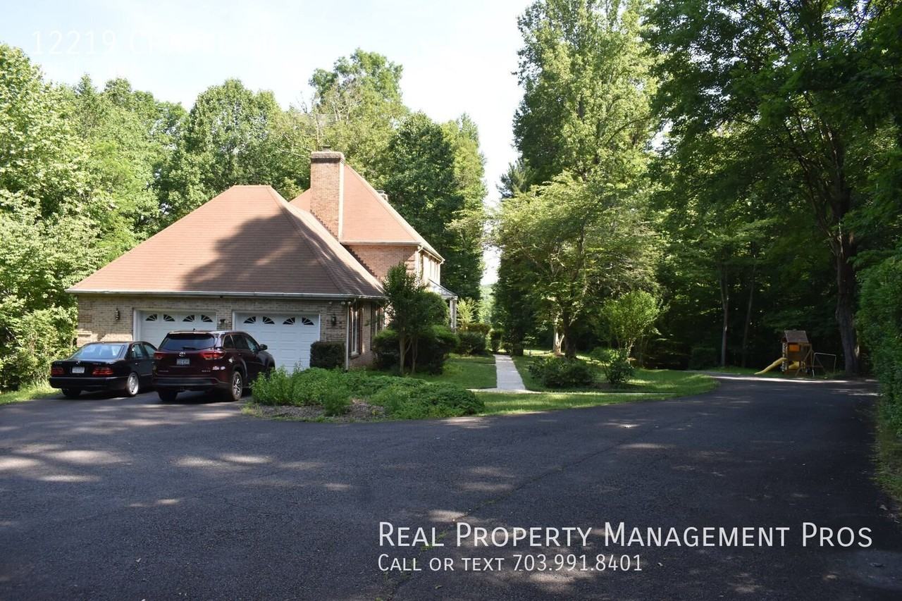 12219 Chapel Rd - Photo 3 of 50