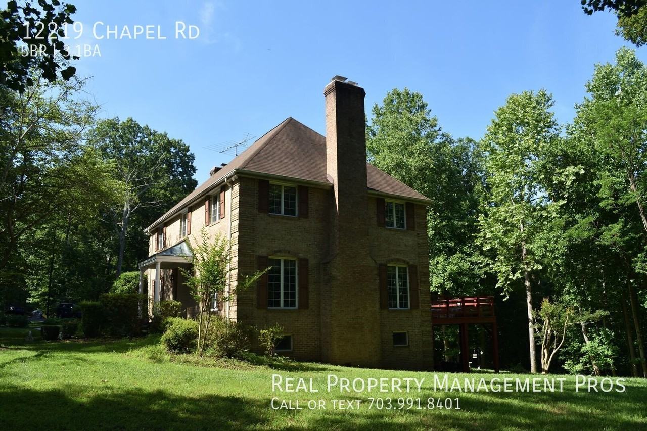 12219 Chapel Rd - Photo 4 of 50