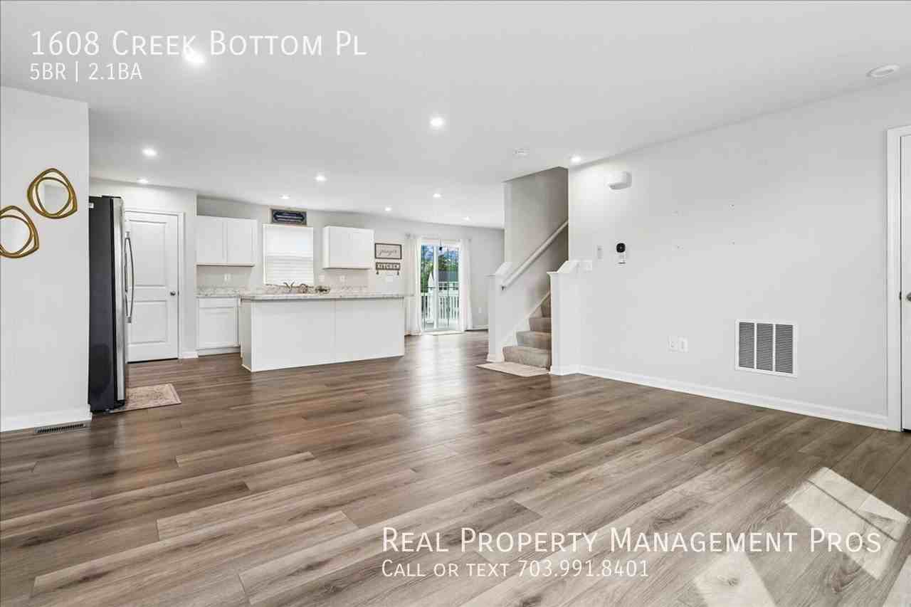 1608 Creek Bottom Pl - Photo 5 of 50