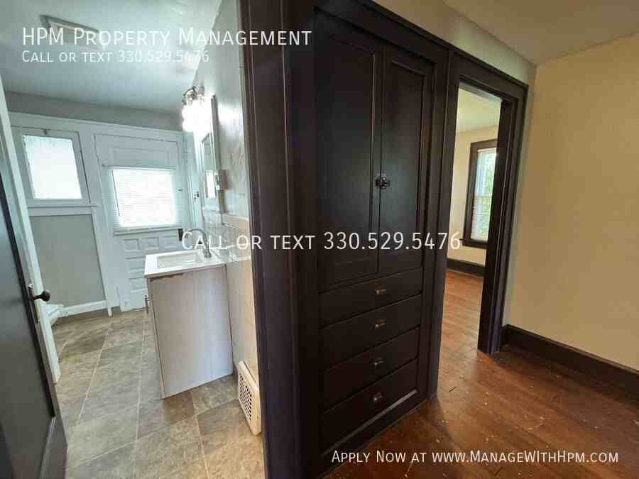 304 Chicago Pl Nw - Photo 6 of 18