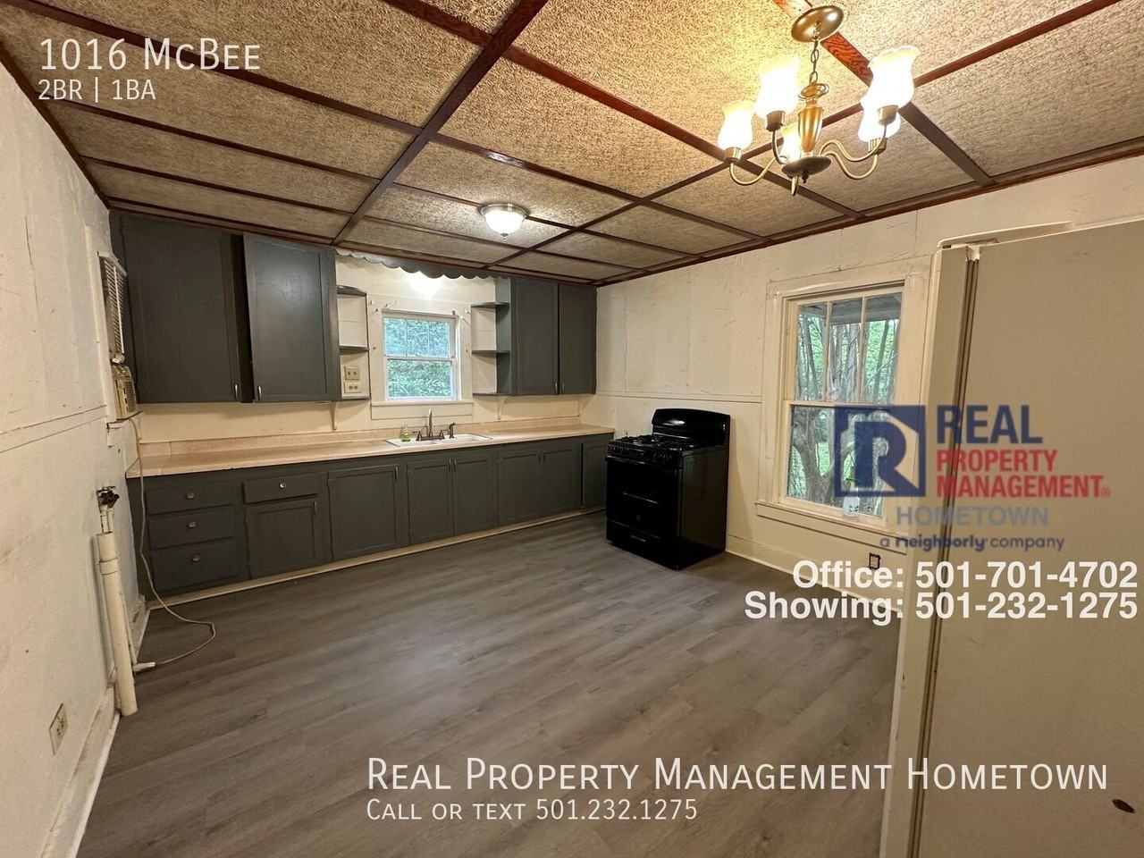1016 Mcbee St - Photo 3 of 9