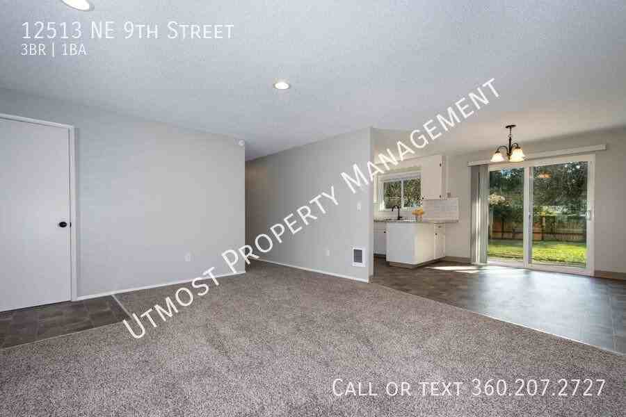 12513 Ne 9th St - Photo 7 of 13