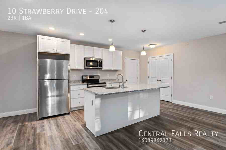 10 Strawberry Dr #204 - Photo 6 of 25