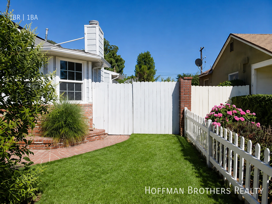 7698 Louise Ave #7698 - Photo 7 of 8