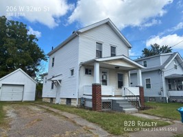 featured image of 206 W 32nd St