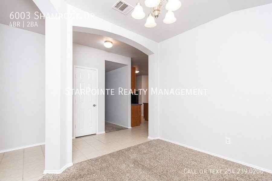 6003 Shamrock Dr - Photo 4 of 28