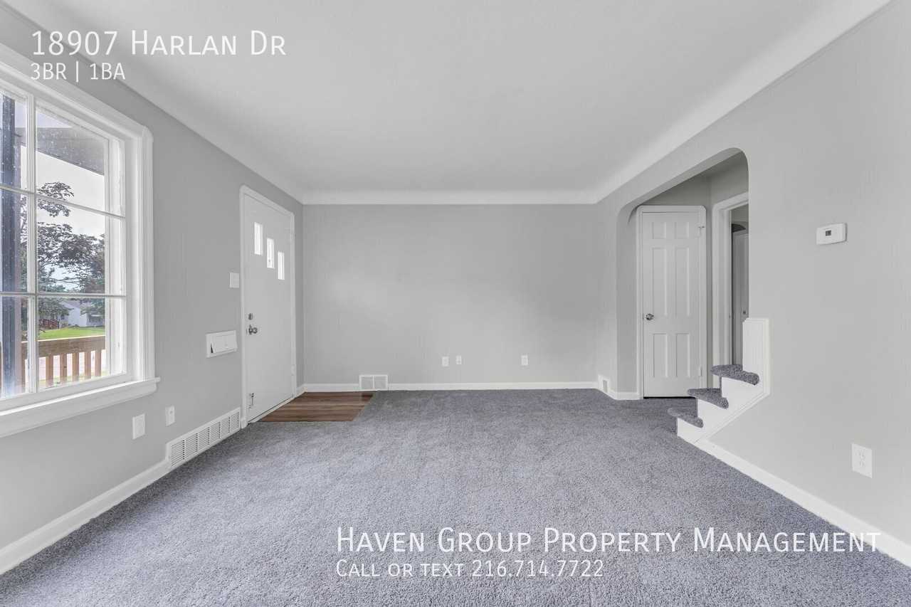 18907 Harlan Dr - Photo 5 of 41