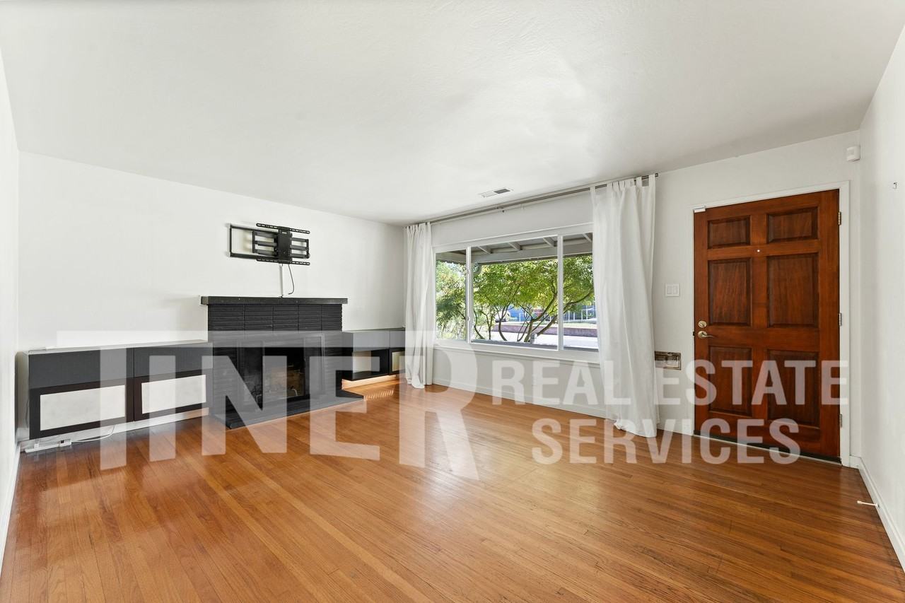 3960 Fotos Ct - Photo 3 of 19