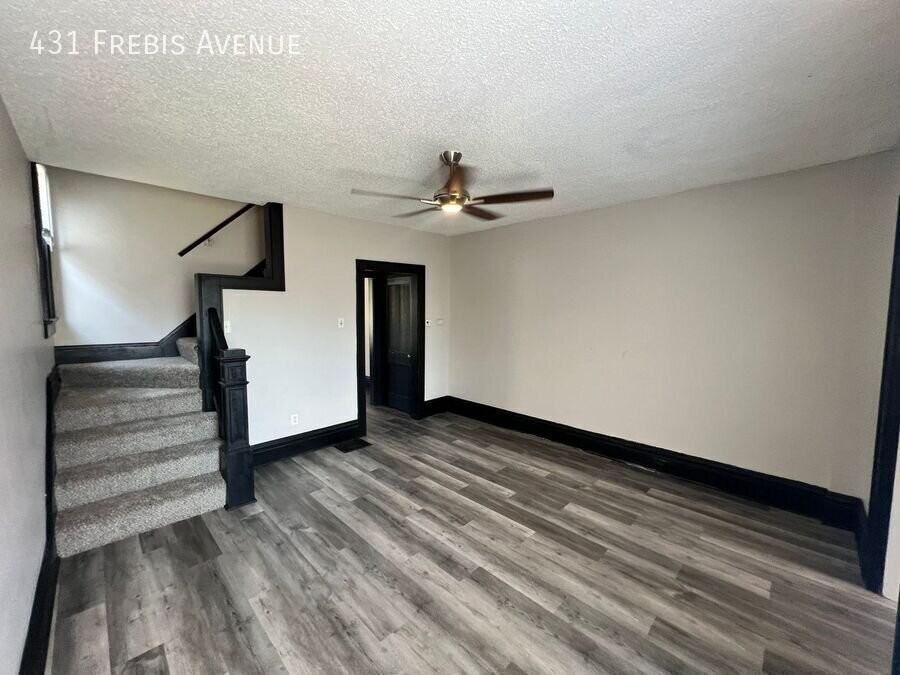 431 Frebis Ave - Photo 5 of 14