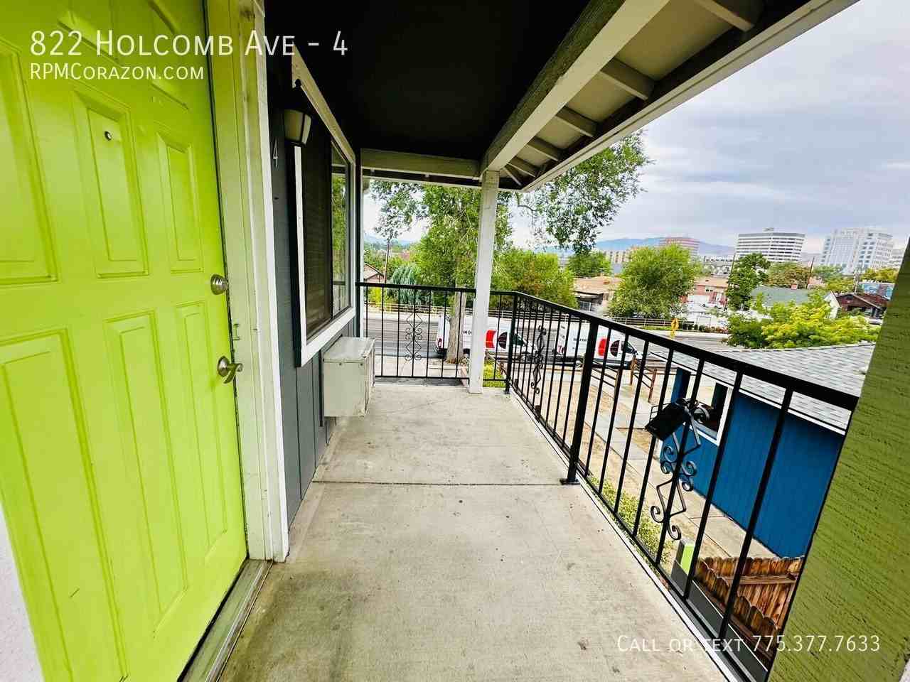 822 Holcomb Ave #4 - Photo 3 of 17