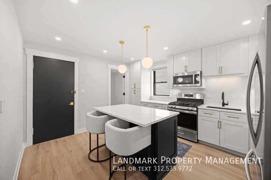 2176 W Eastwood Ave #1 - Photo 5 of 24