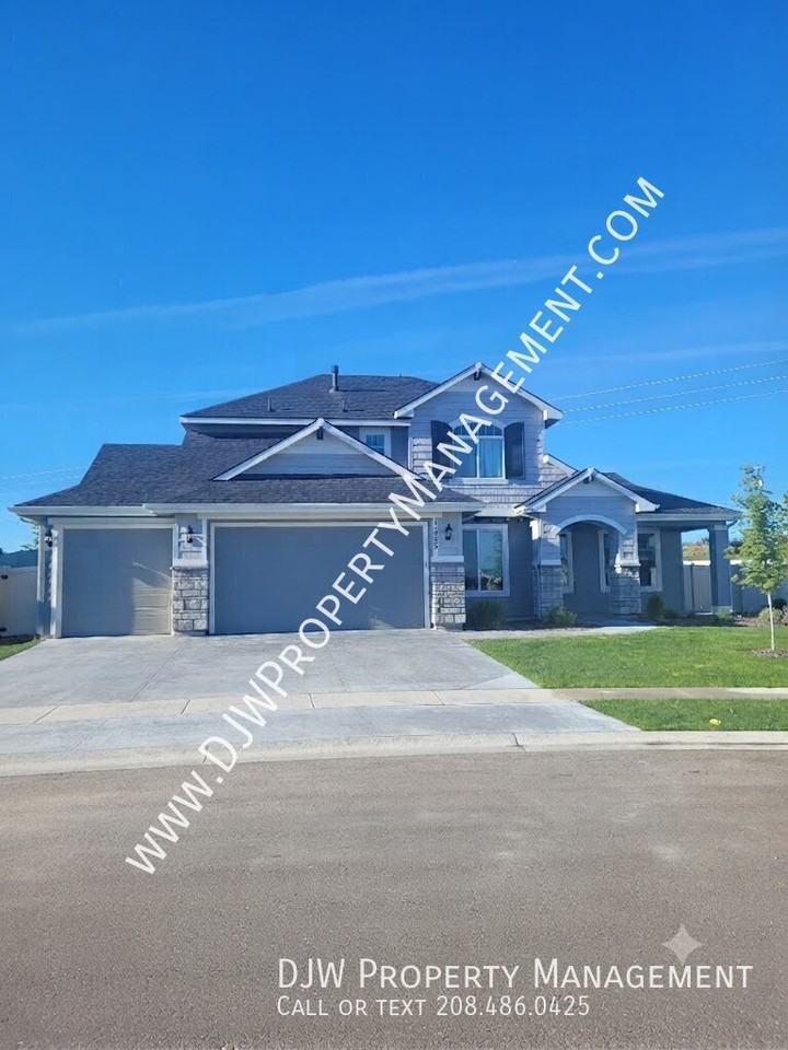 11985 W Calais Dr