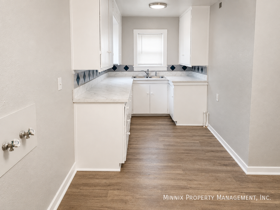 3106 Cornell St #A - Photo 3 of 7