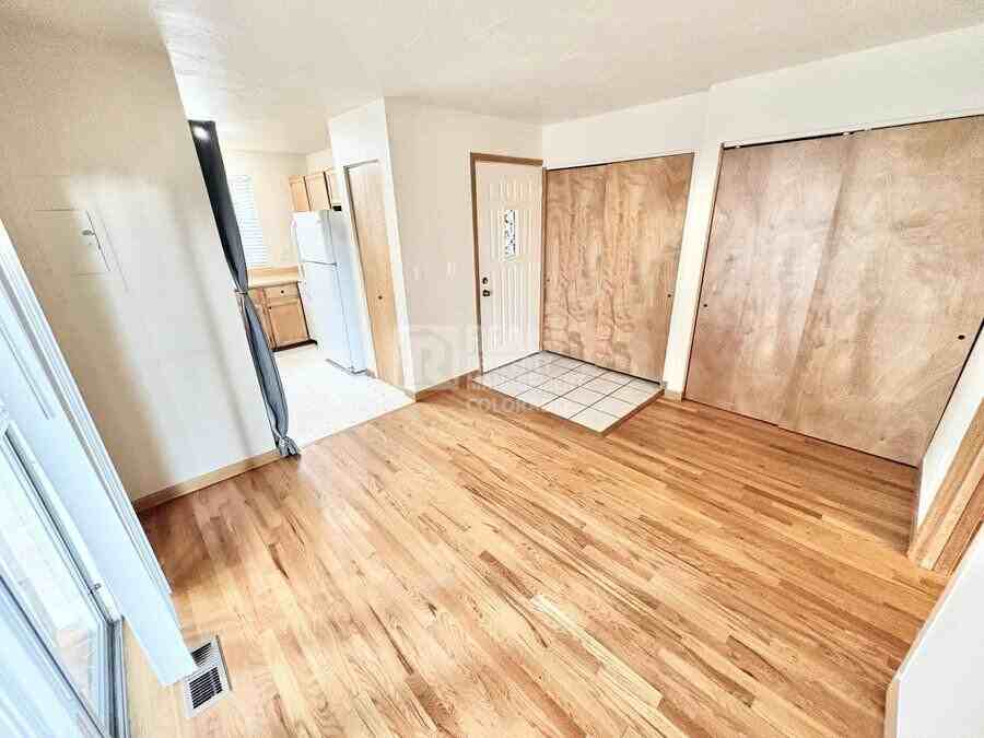4656 S Dillon Ct #D - Photo 3 of 9