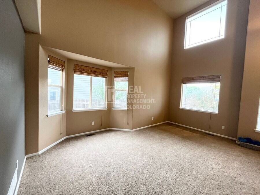 7703 W 11th Street Rd - Photo 4 of 37