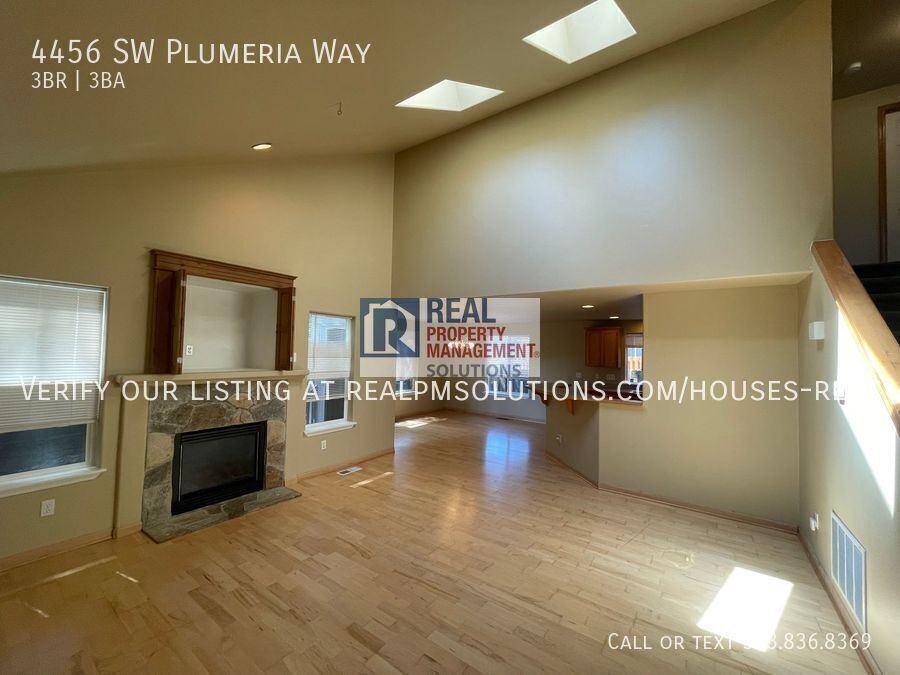 4456 Sw Plumeria Way - Photo 3 of 27