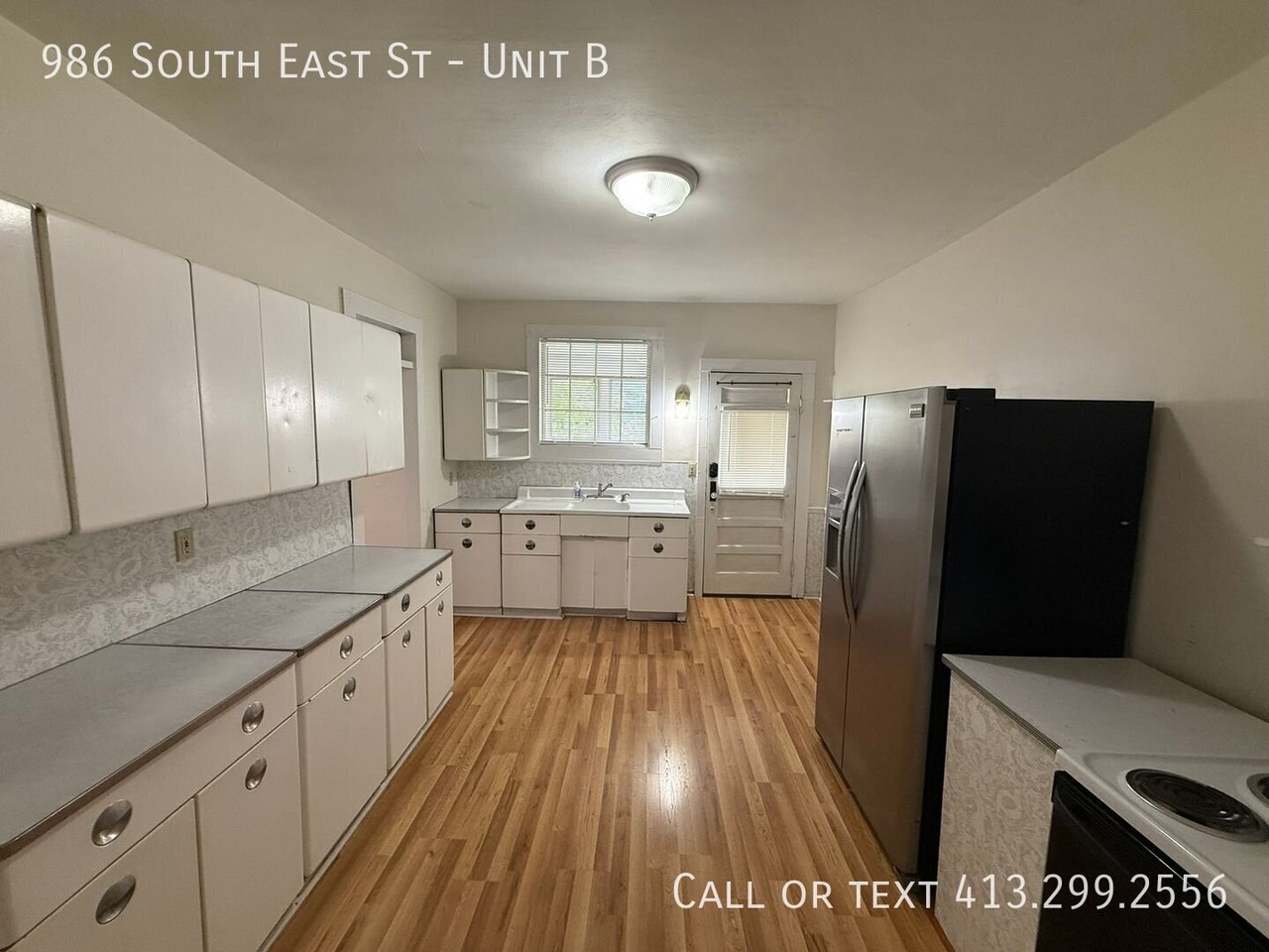 986 S East St #B - Photo 2 of 18