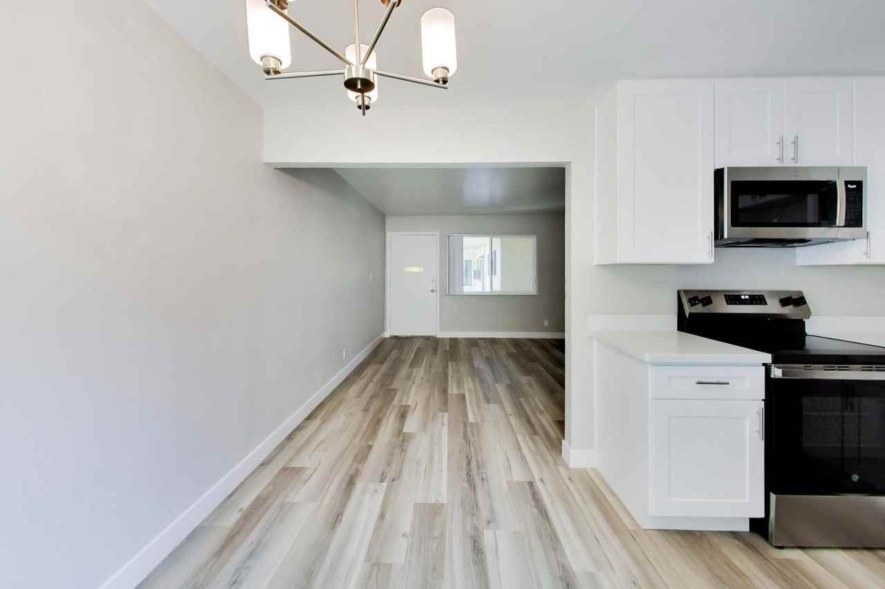 280 Chiquita Ave #01 - Photo 3 of 24