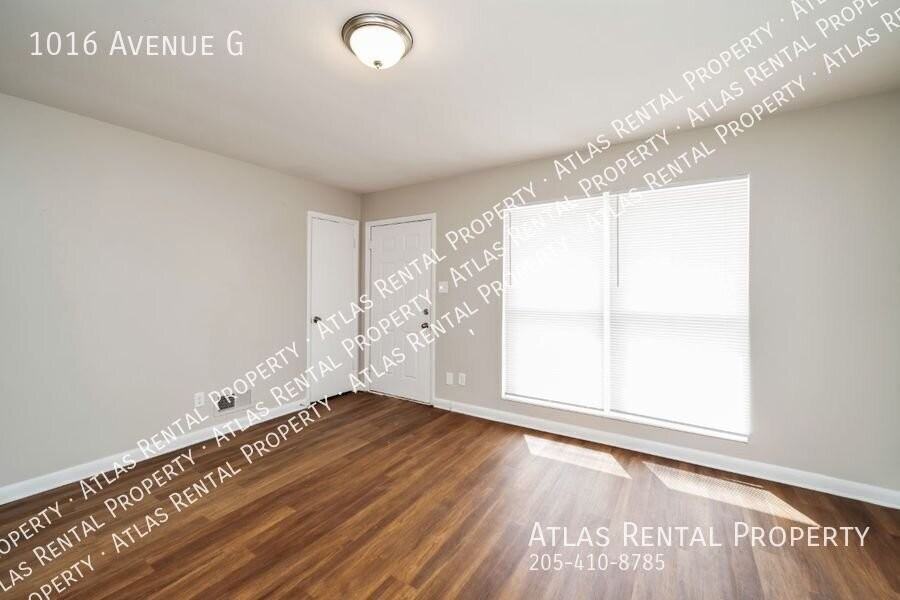 1016 Avenue G - Photo 6 of 22