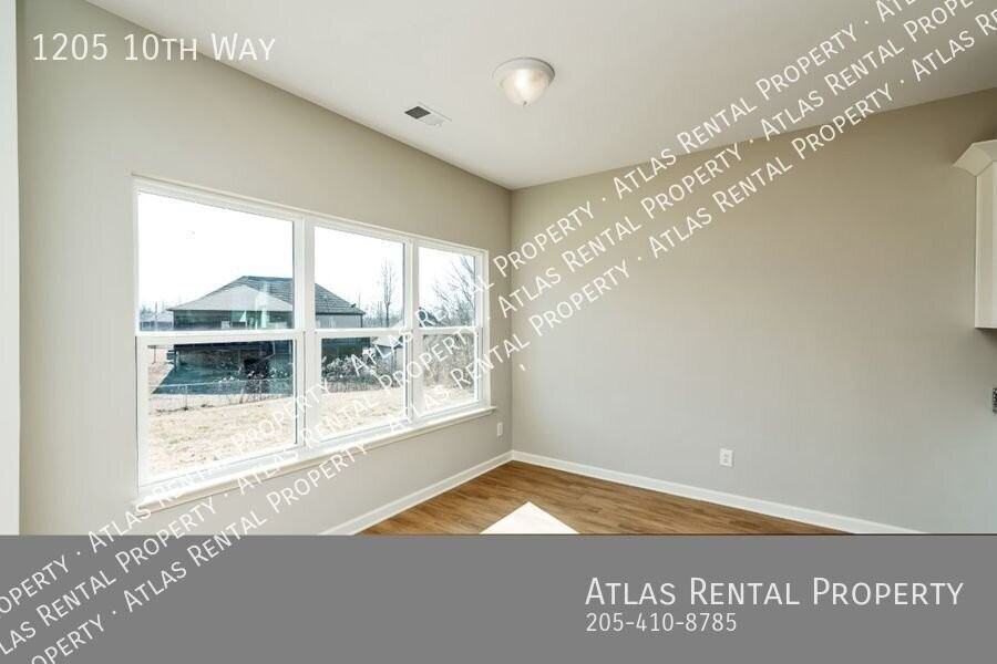 1205 10th Way - Photo 4 of 12
