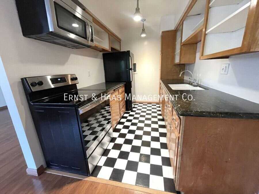 901 Linden Ave #21 - Photo 6 of 10