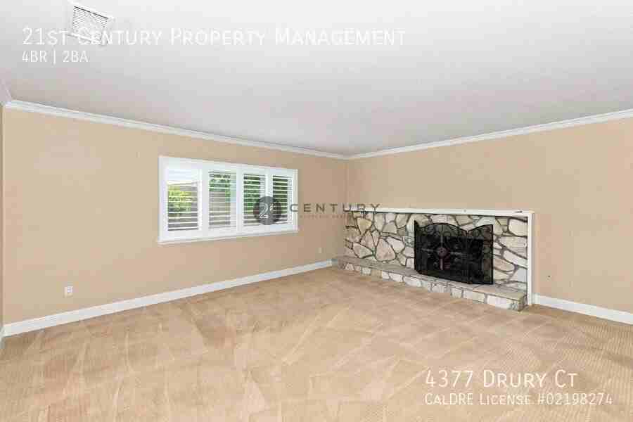 4377 Drury Ct - Photo 4 of 26