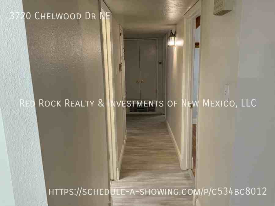3720 Chelwood Dr Ne - Photo 5 of 18