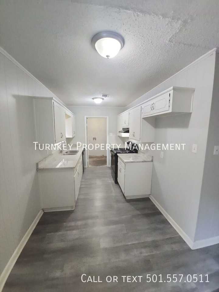 3 Acorn Pl - Photo 2 of 12