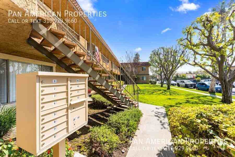 5690 Fullerton Ave #10 - Photo 3 of 26