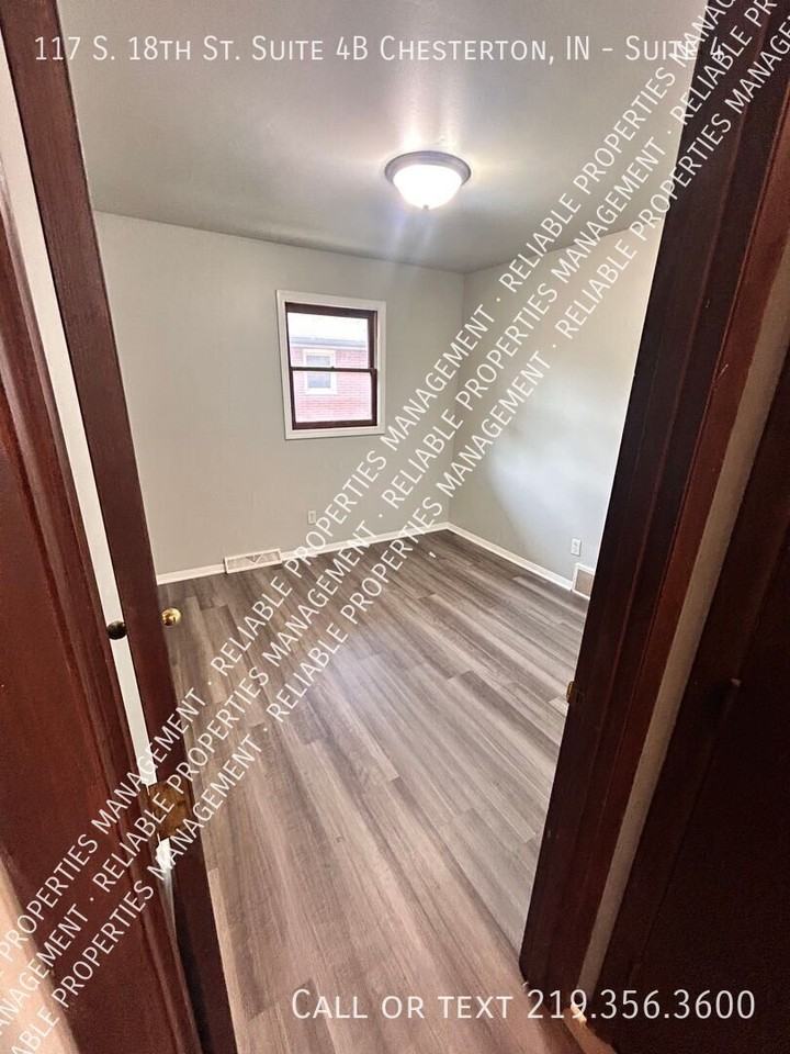117 S 18th St Ste 4b #4 - Photo 3 of 7