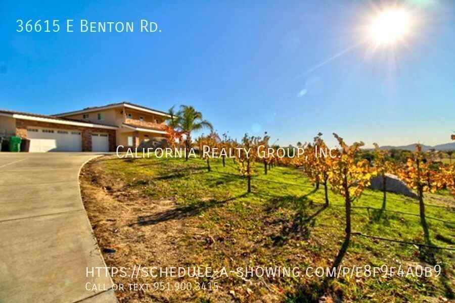36615 E Benton Rd - Photo 7 of 50