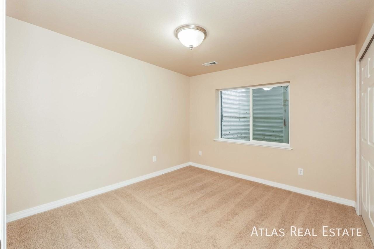 5828 Cumbre Vista Way - Photo 6 of 22