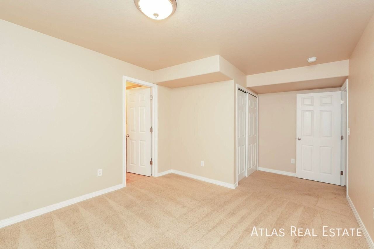 5828 Cumbre Vista Way - Photo 7 of 22