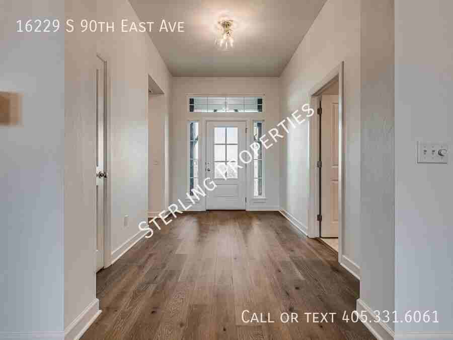 16229 S 90th East Ave - Photo 6 of 47