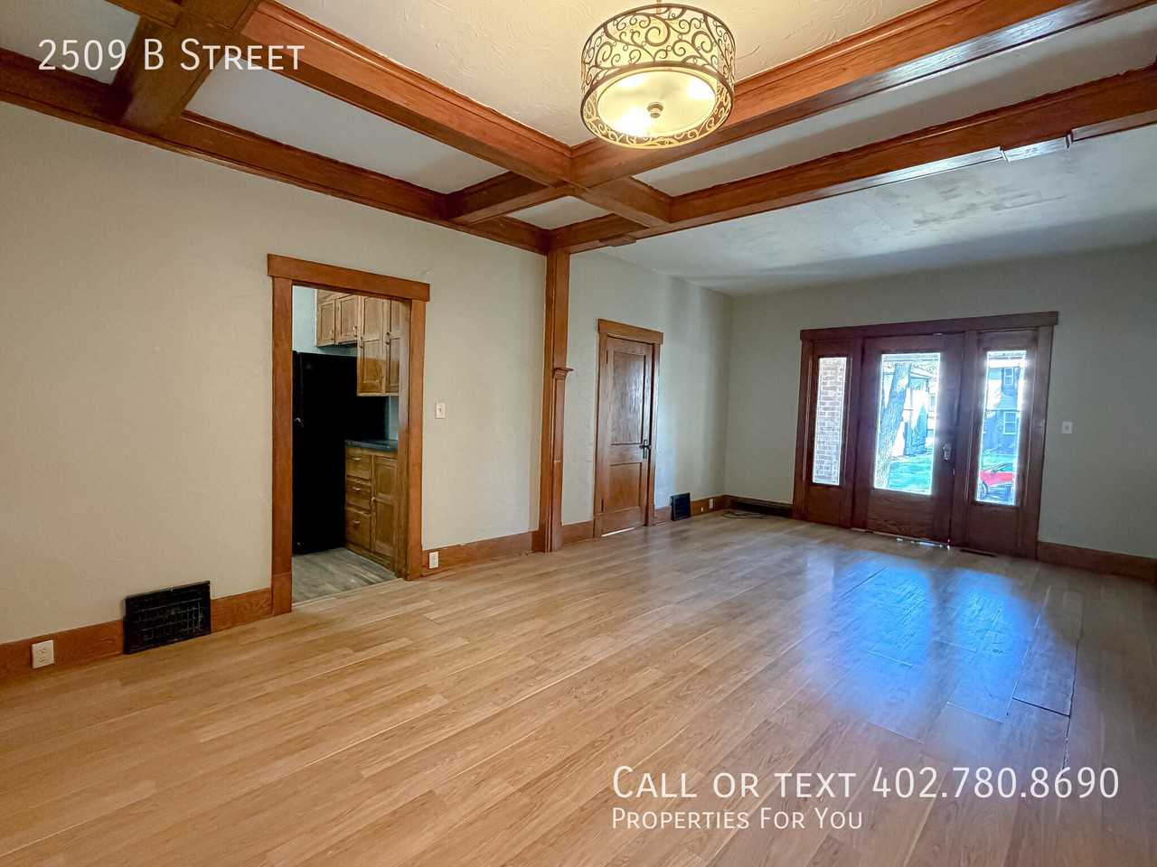 2509 B St - Photo 7 of 29