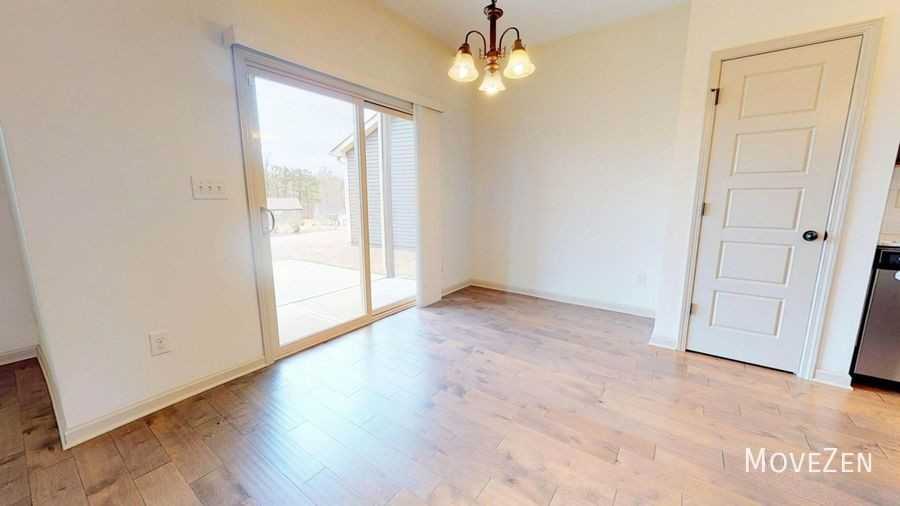 143 Balboa Pkwy - Photo 7 of 33