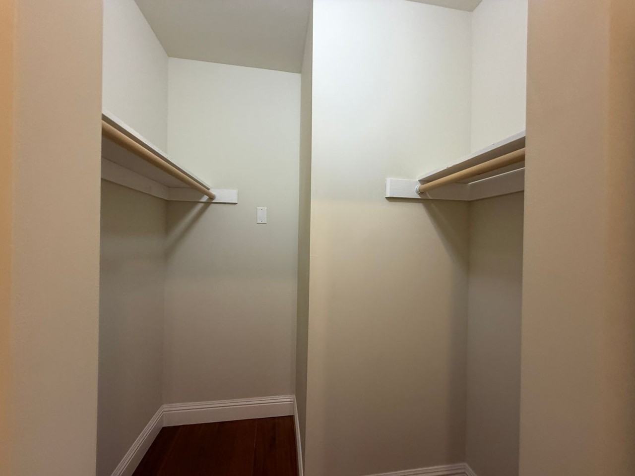 261A Dolores St - Photo 7 of 29