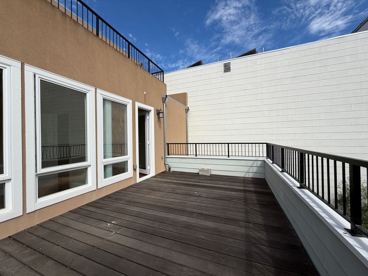 261B Dolores St - Photo 2 of 25