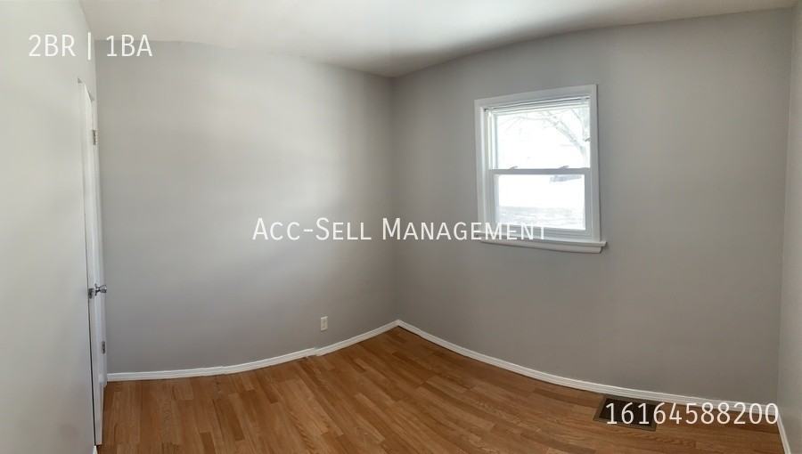 1013 Powers Ave Nw - Photo 6 of 11