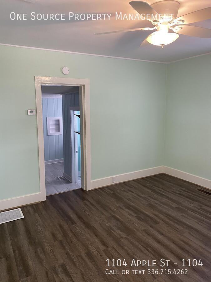 1104 Apple St #1104 - Photo 4 of 16